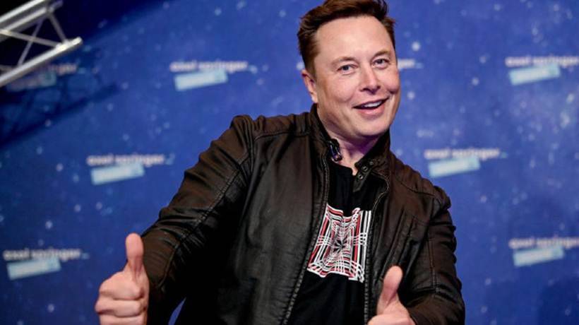 Elon Musk Selangkah Lagi Jadi Triliuner Pertama di Dunia